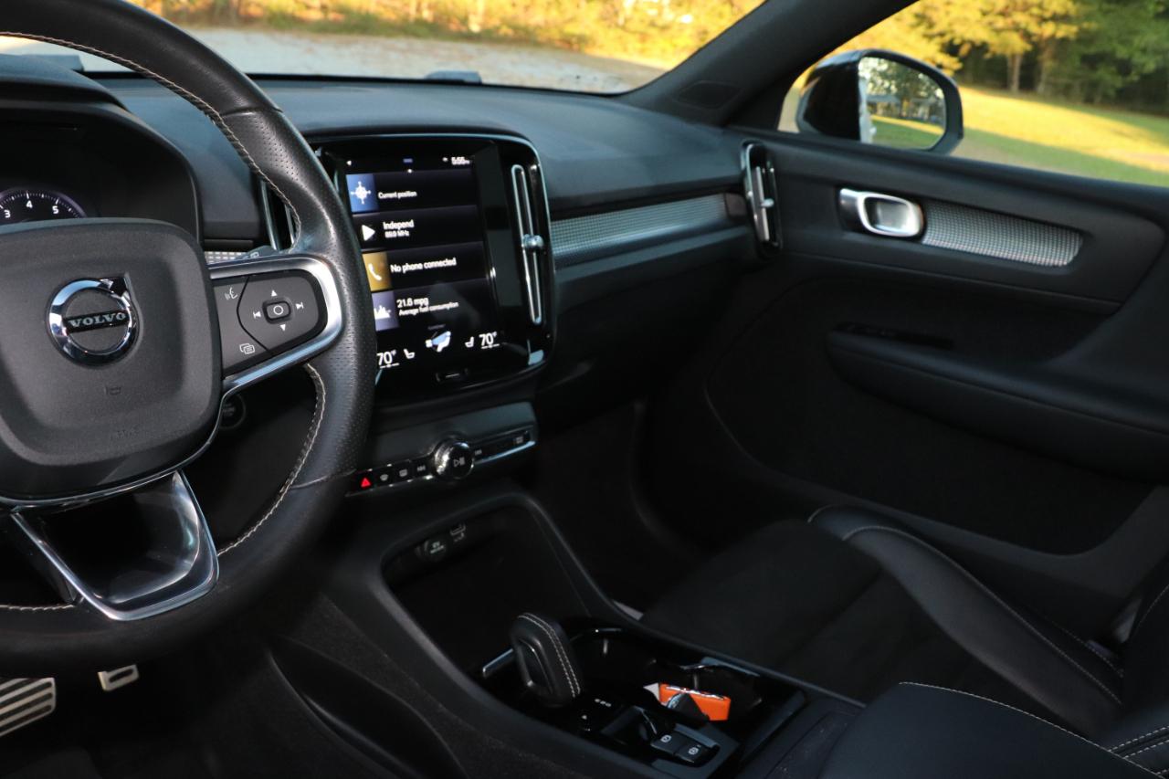 Volvo XC40 T5 AWD R-Design 2021