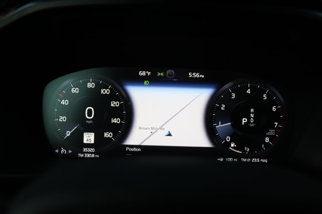 Volvo XC40 T5 AWD R-Design 2021