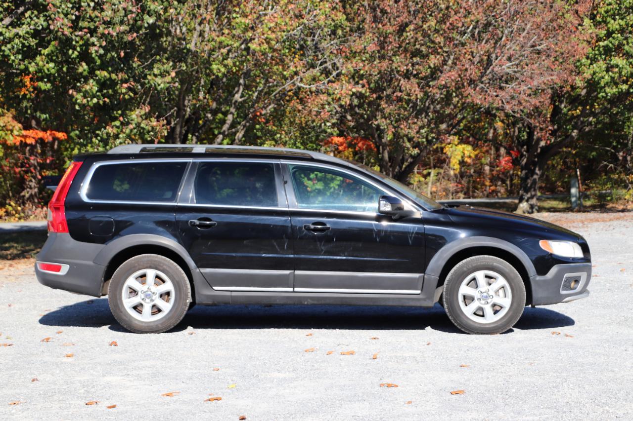 Volvo XC70 4dr Wgn 3.2L 2013