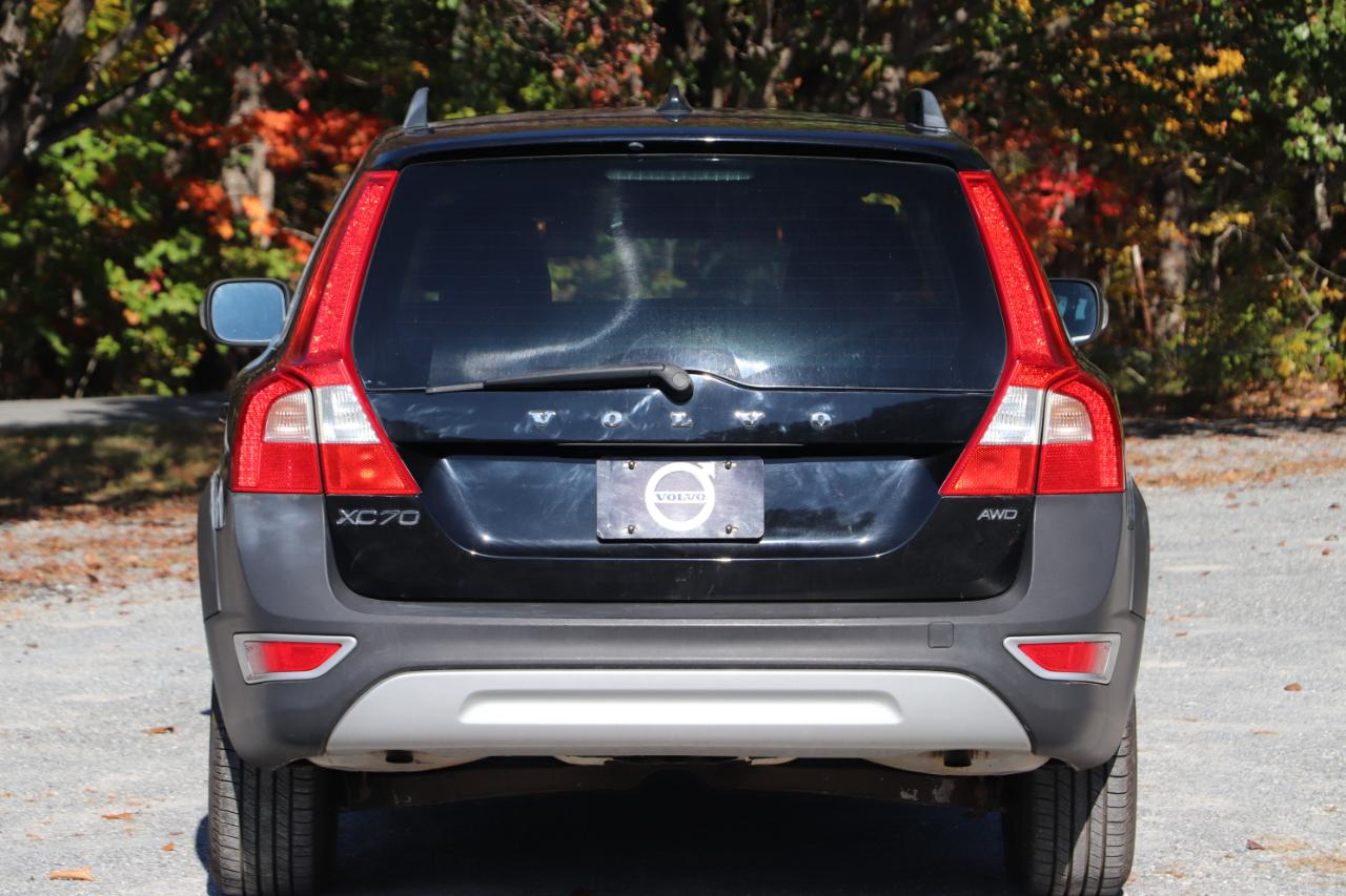 Volvo XC70 4dr Wgn 3.2L 2013
