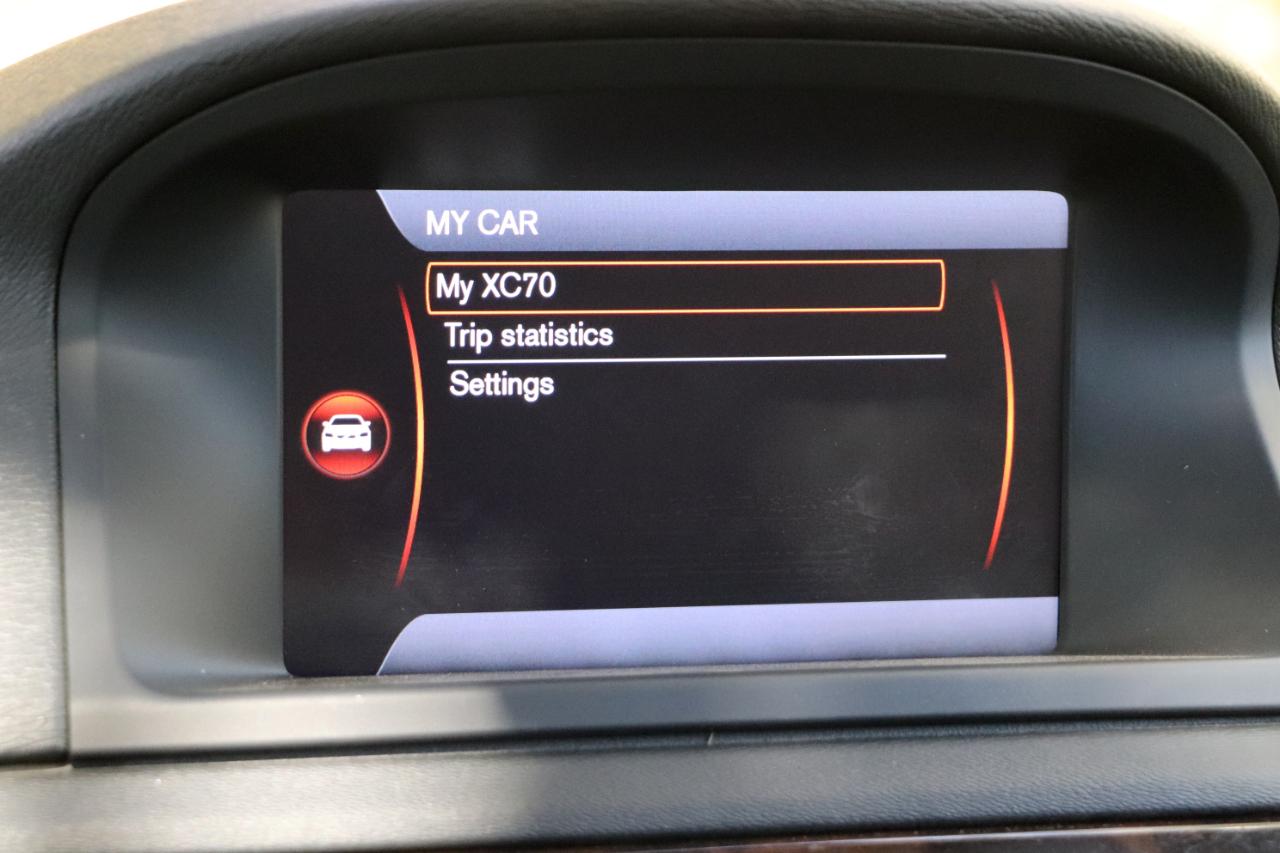 Volvo XC70 4dr Wgn 3.2L 2013