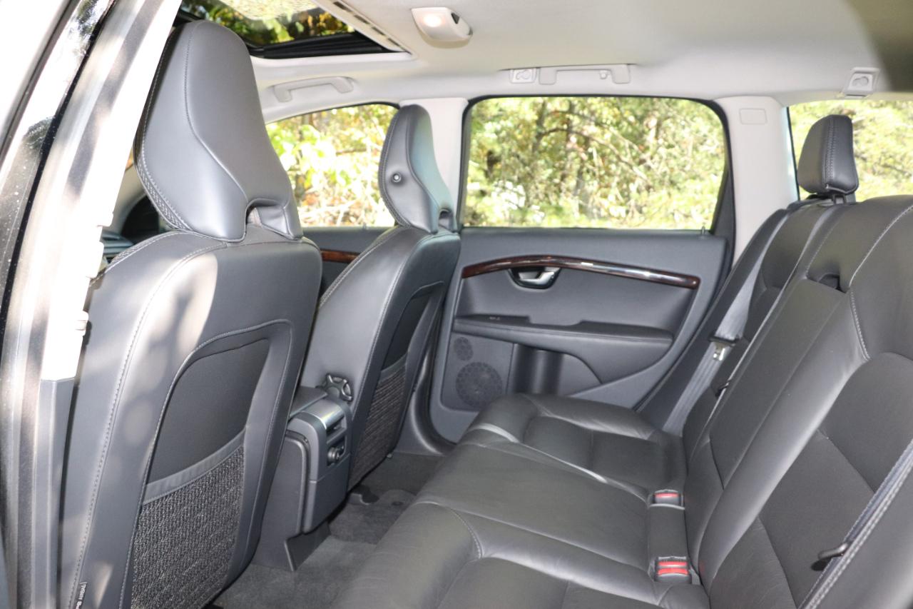 Volvo XC70 4dr Wgn 3.2L 2013