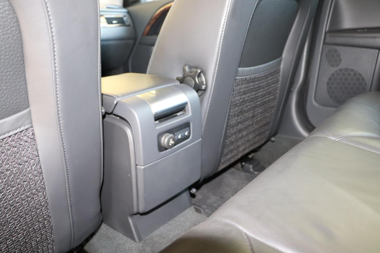 Volvo XC70 4dr Wgn 3.2L 2013