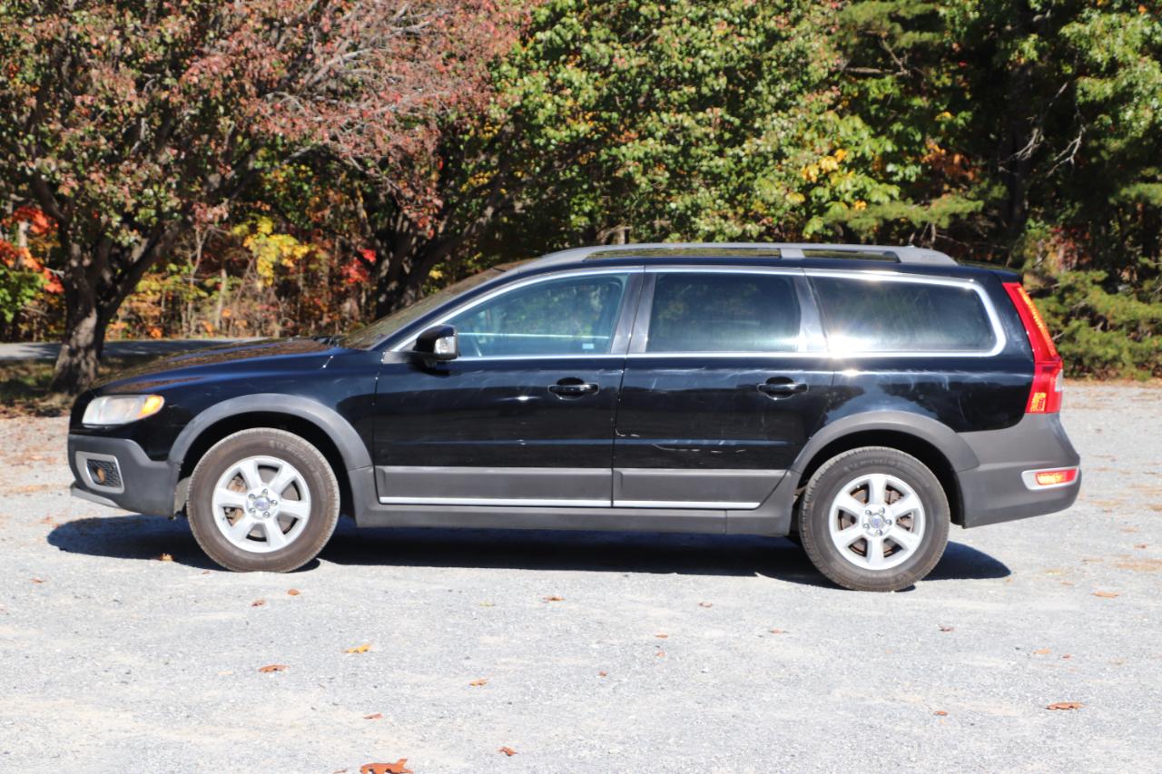 Volvo XC70 4dr Wgn 3.2L 2013