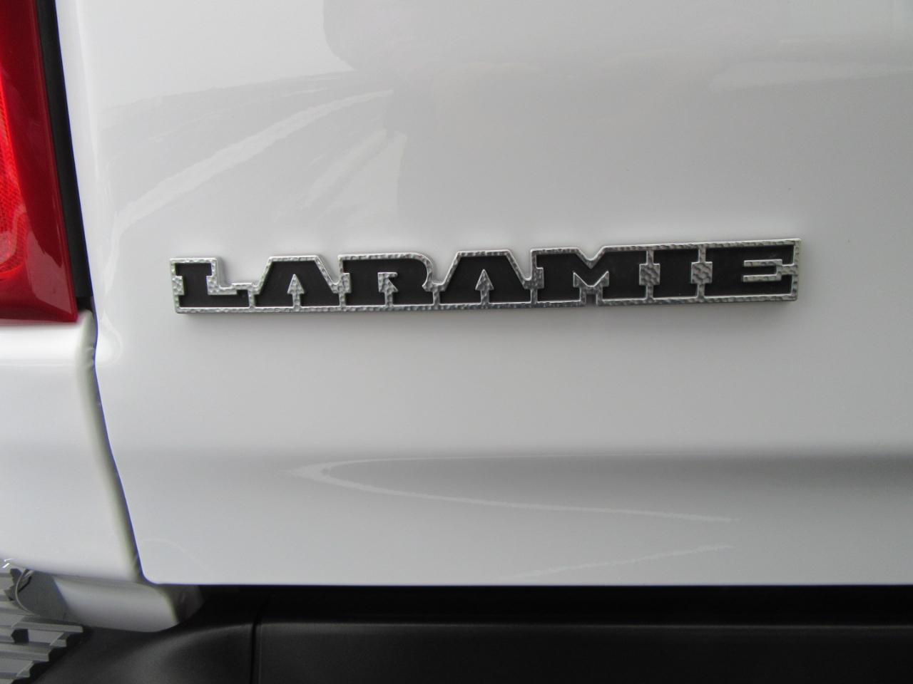 RAM 1500 Laramie Crew Cab SWB 4WD 2025