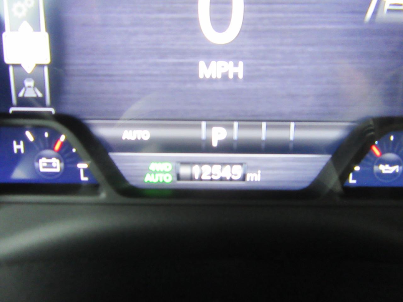 RAM 1500 Laramie Crew Cab SWB 4WD 2025