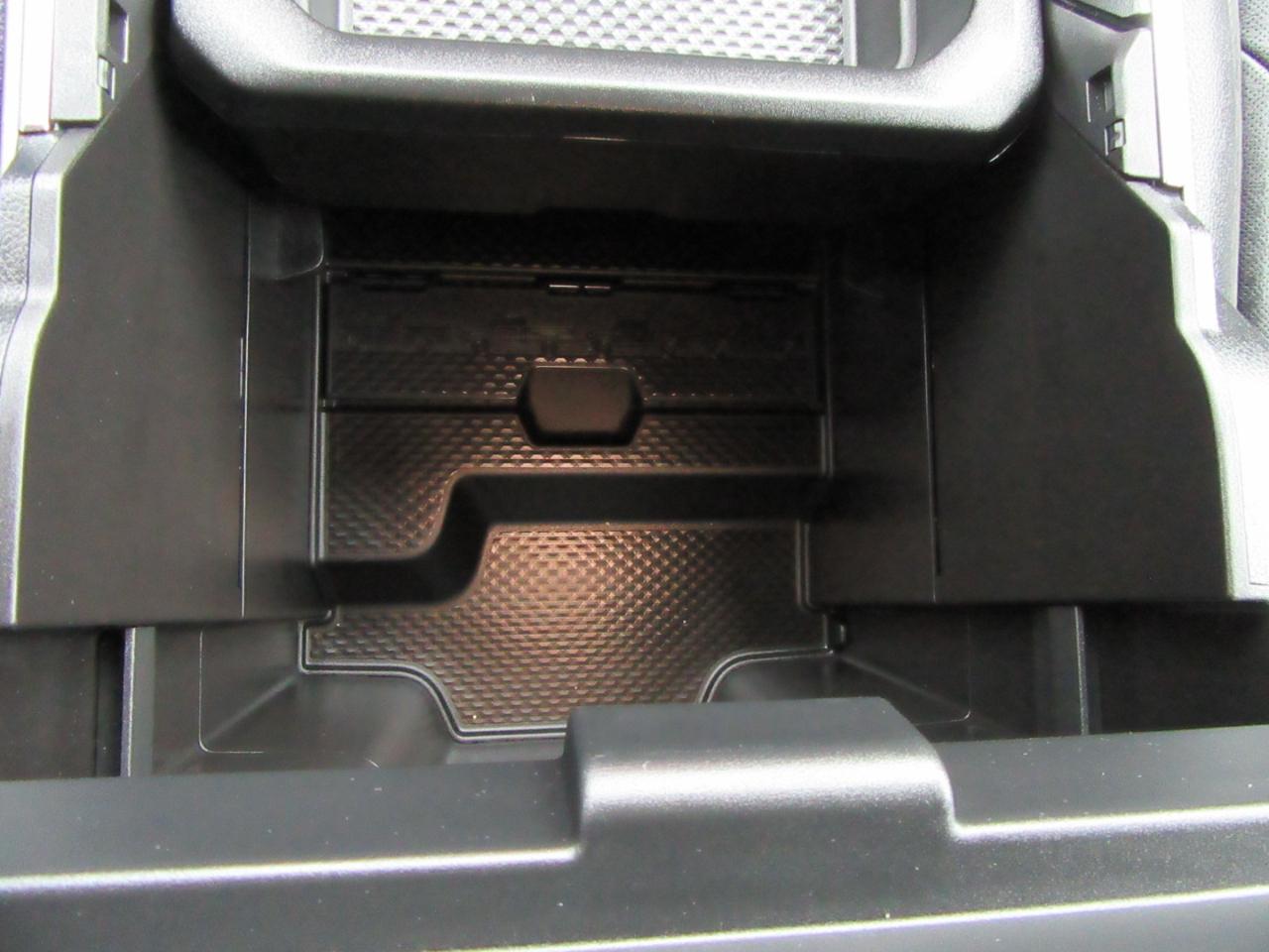 RAM 1500 Laramie Crew Cab SWB 4WD 2025