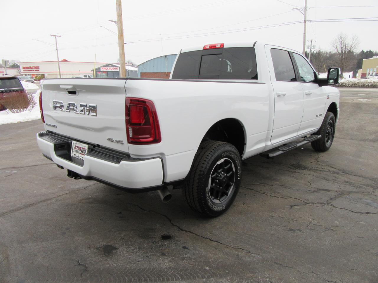 RAM 2500 Laramie Crew Cab SWB 4WD 2025
