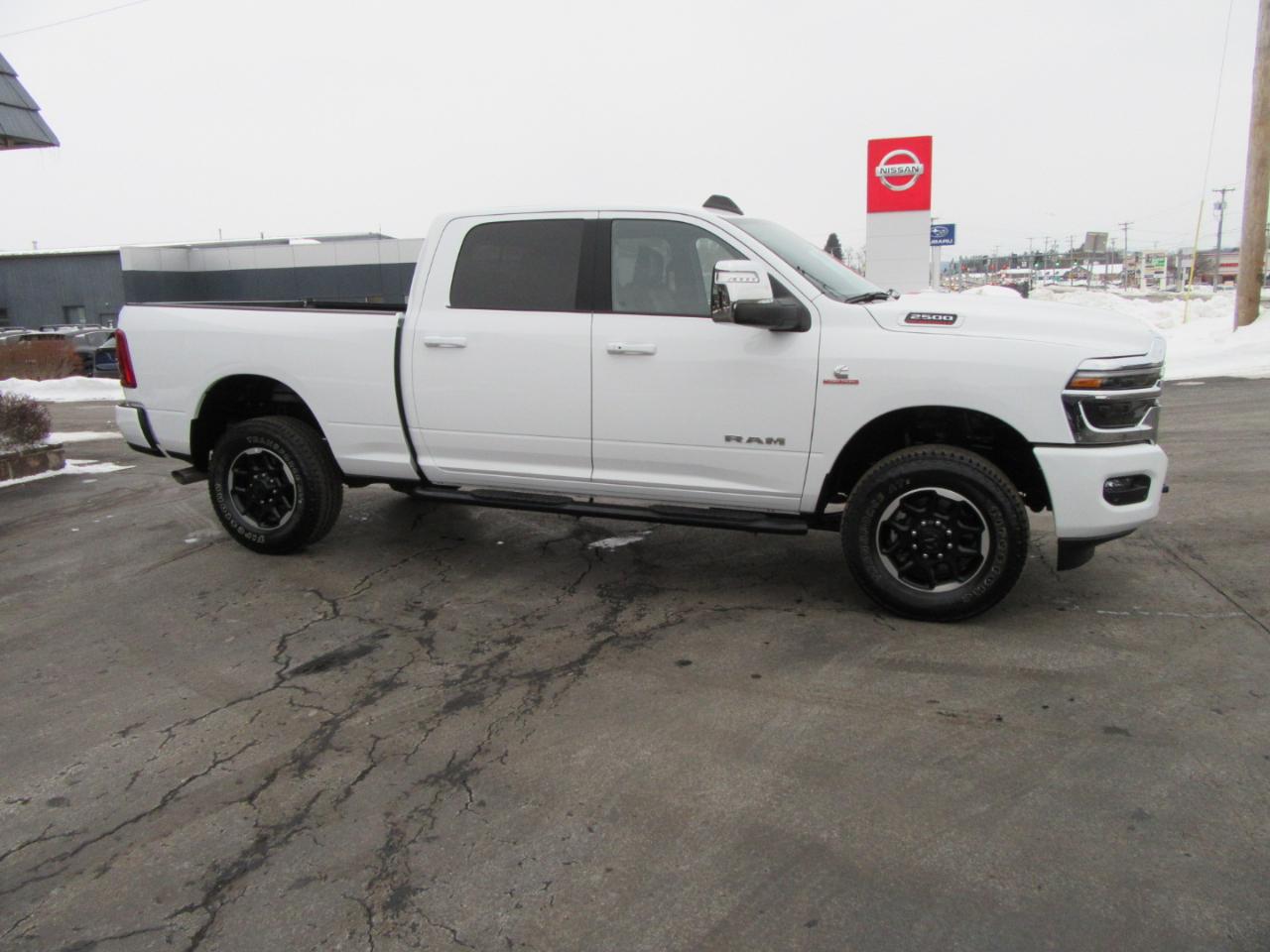 RAM 2500 Laramie Crew Cab SWB 4WD 2025
