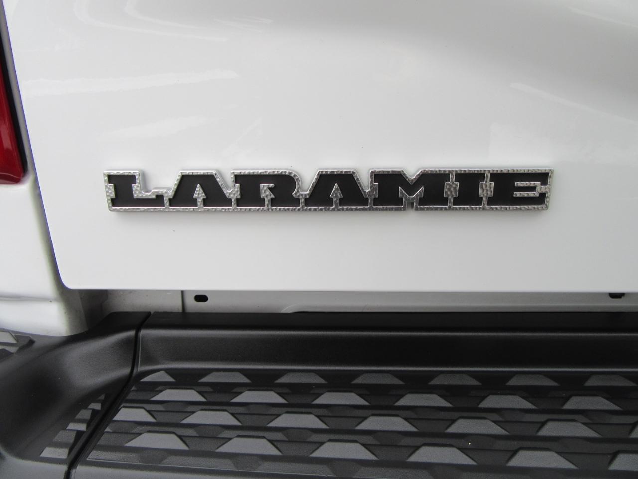 RAM 2500 Laramie Crew Cab SWB 4WD 2025