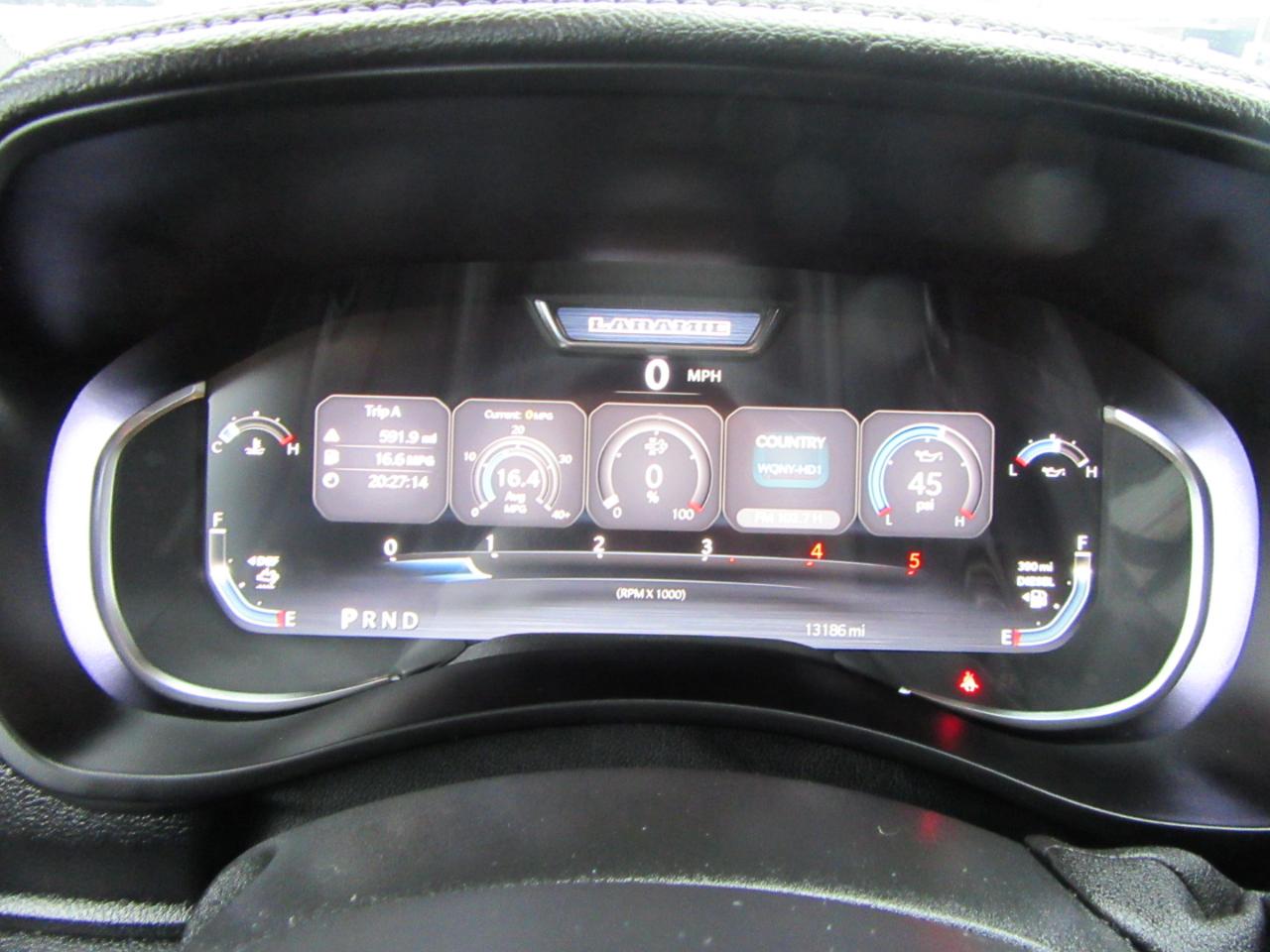 RAM 2500 Laramie Crew Cab SWB 4WD 2025