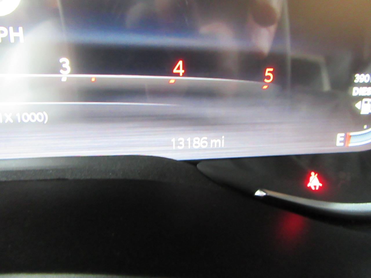 RAM 2500 Laramie Crew Cab SWB 4WD 2025