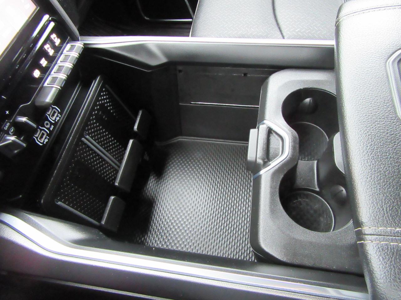 RAM 2500 Laramie Crew Cab SWB 4WD 2025