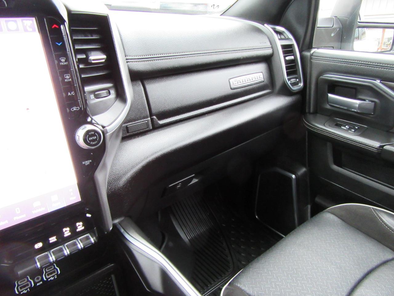 RAM 2500 Laramie Crew Cab SWB 4WD 2025