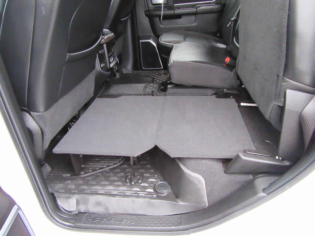 RAM 2500 Laramie Crew Cab SWB 4WD 2025