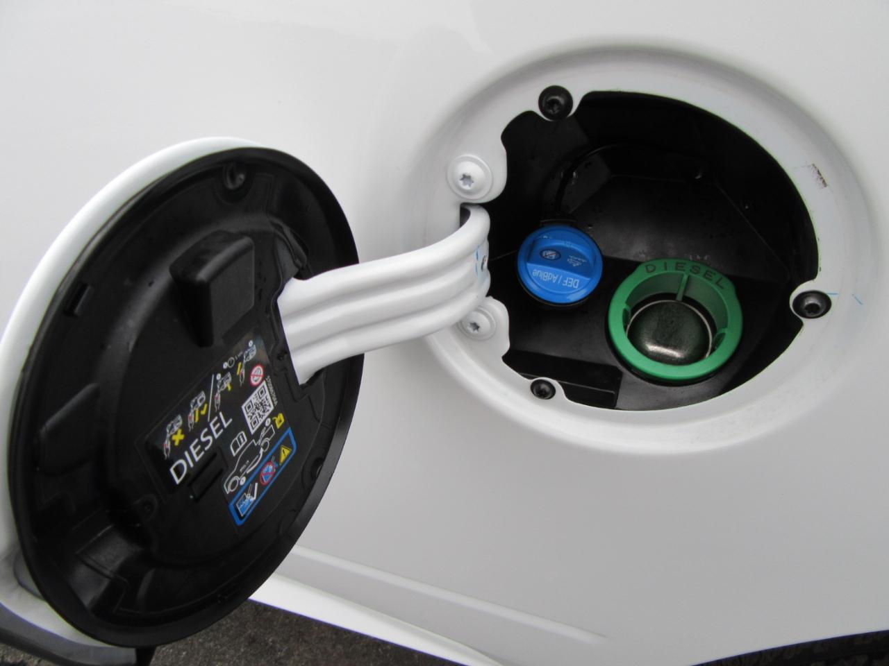 RAM 2500 Laramie Crew Cab SWB 4WD 2025