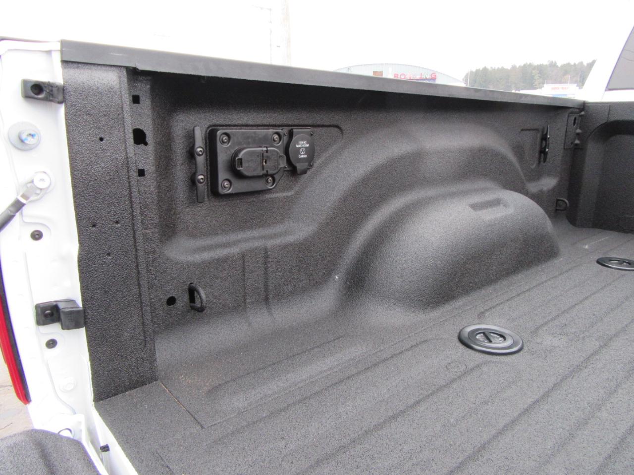 RAM 2500 Laramie Crew Cab SWB 4WD 2025