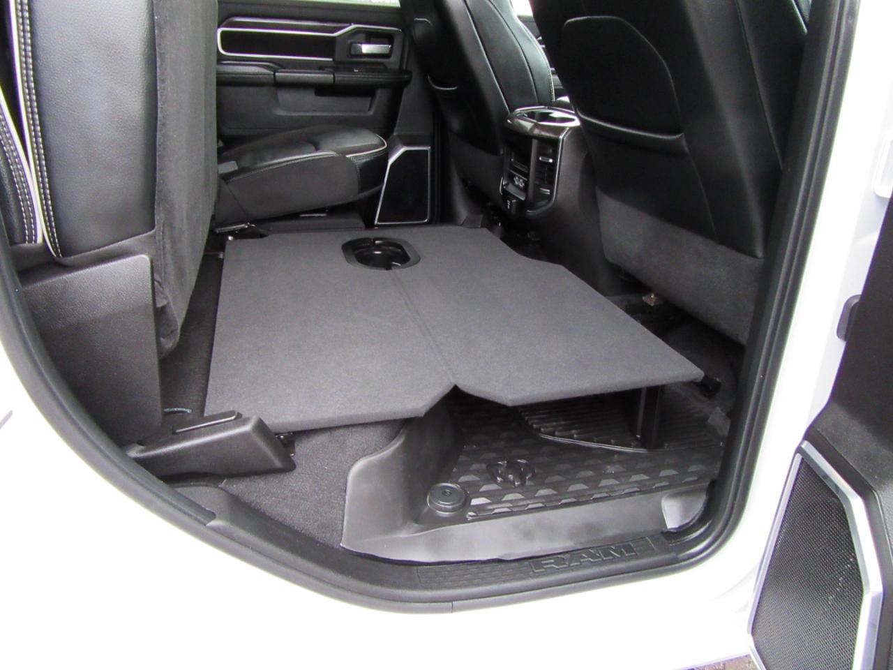 RAM 2500 Laramie Crew Cab SWB 4WD 2025