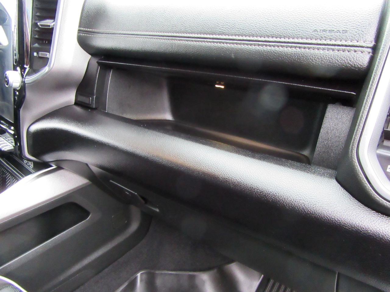 RAM 2500 Laramie Crew Cab SWB 4WD 2025