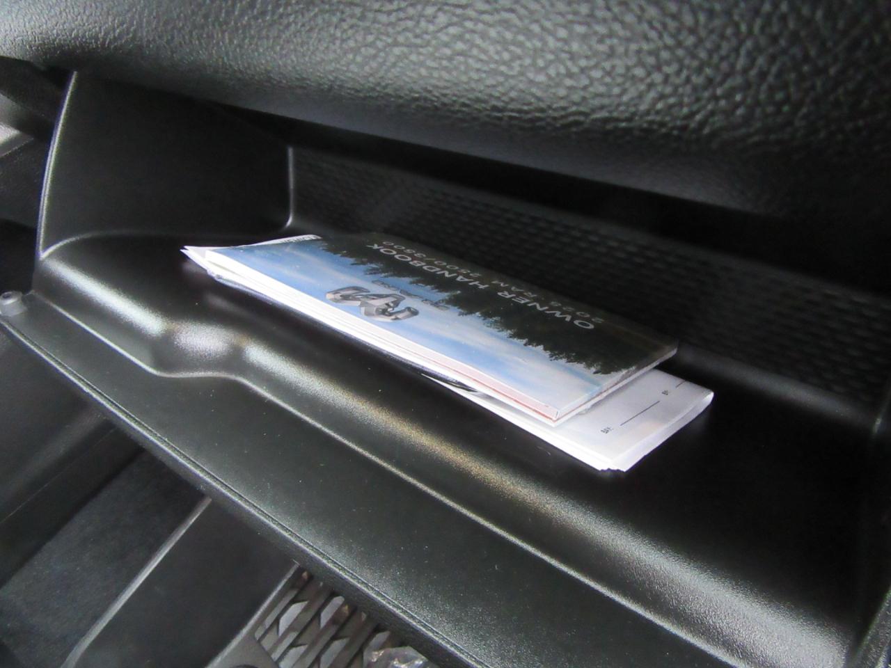 RAM 2500 Laramie Crew Cab SWB 4WD 2025