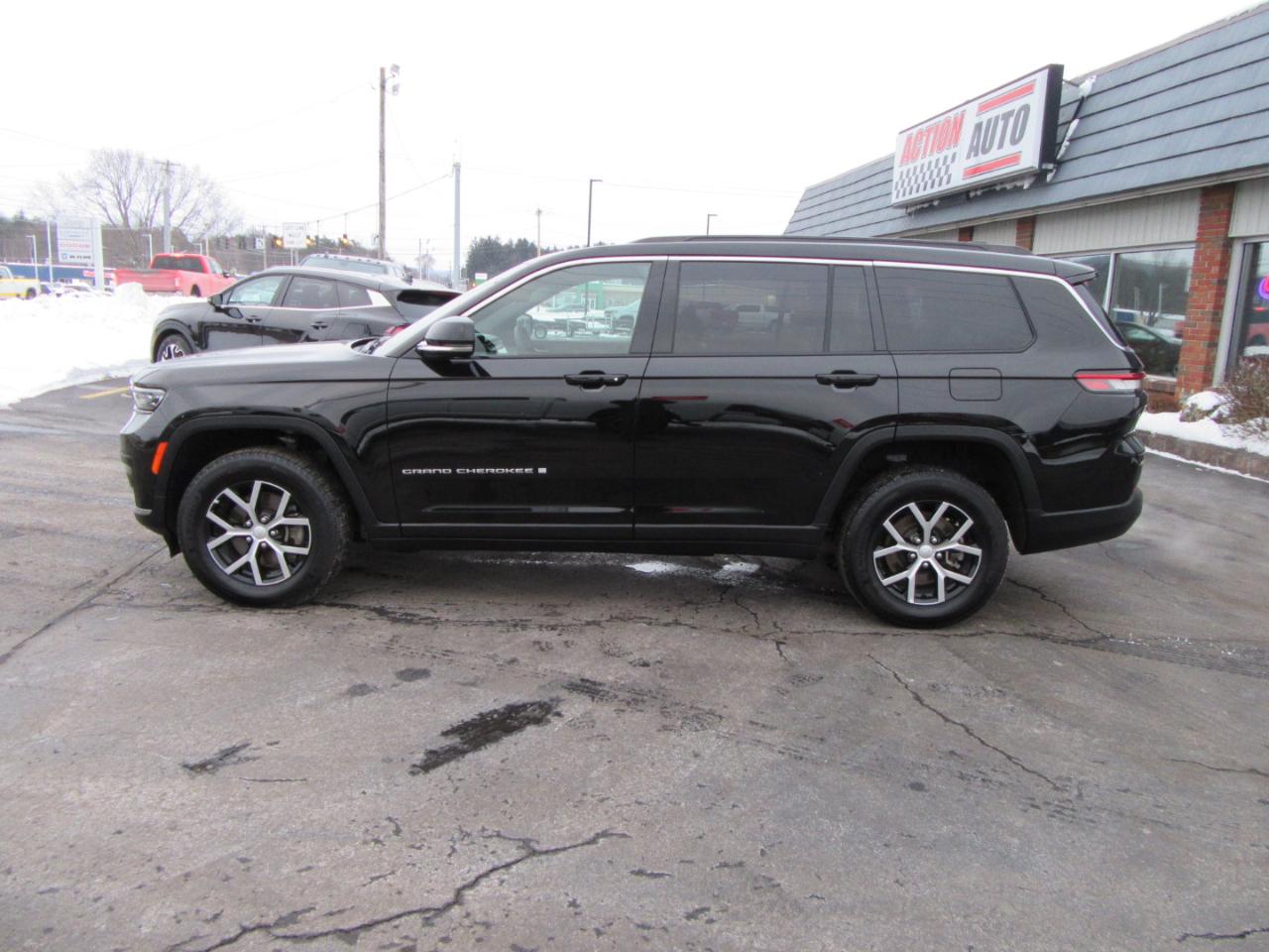 Jeep Grand Cherokee L Limited 4WD 2024