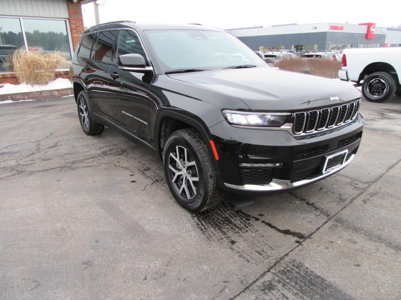 Jeep Grand Cherokee L Limited 4WD 2024