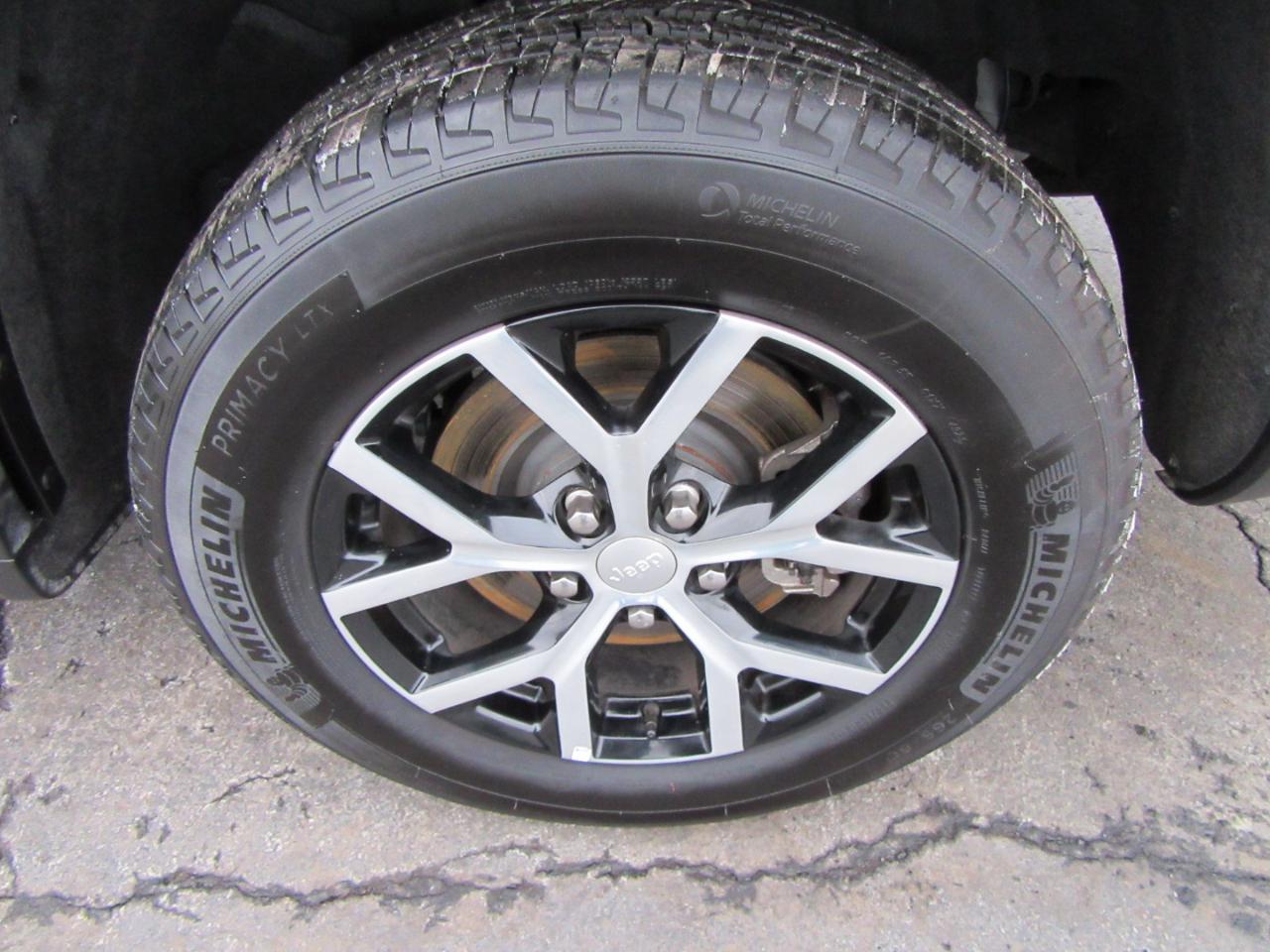 Jeep Grand Cherokee L Limited 4WD 2024