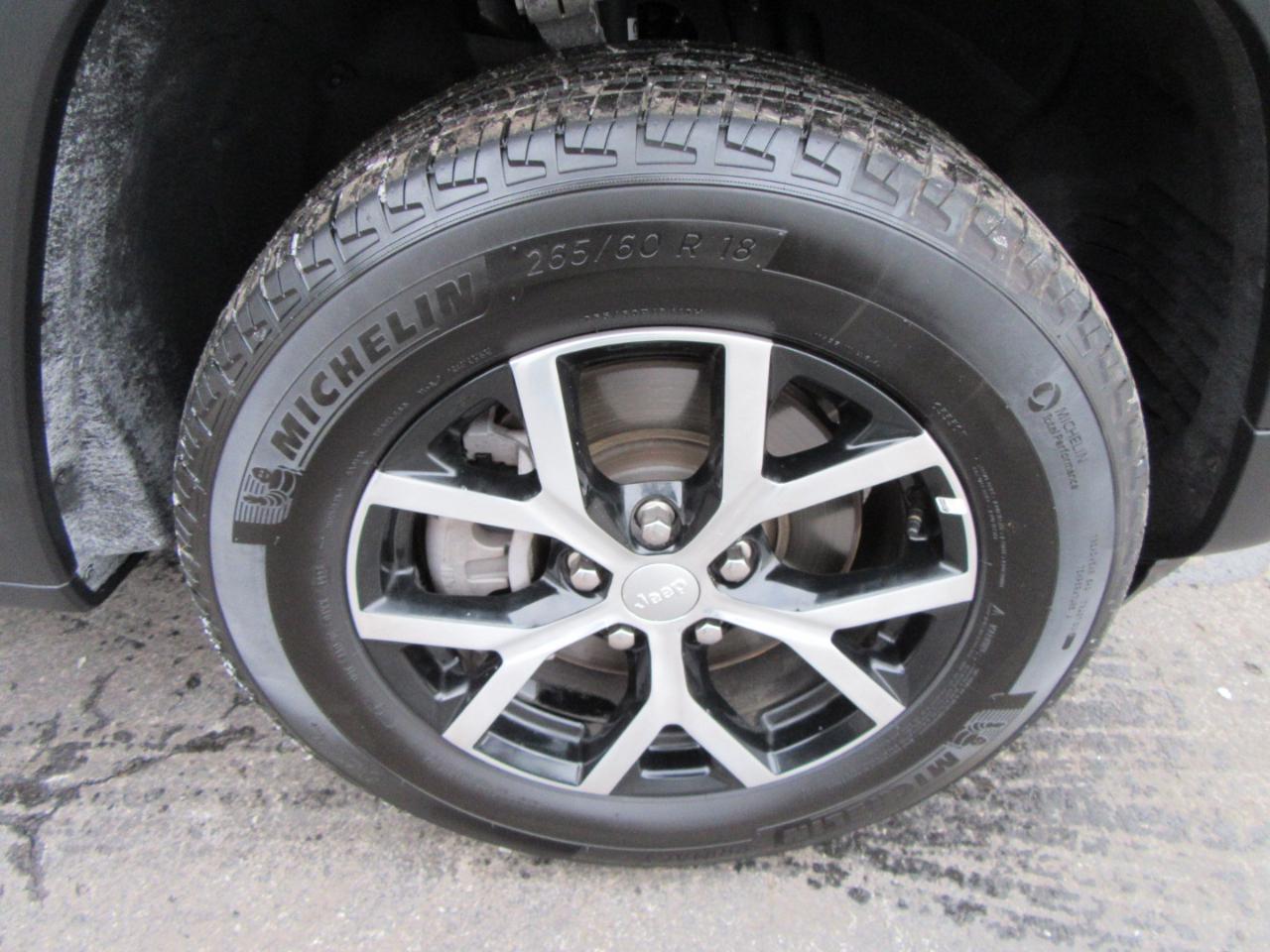 Jeep Grand Cherokee L Limited 4WD 2024