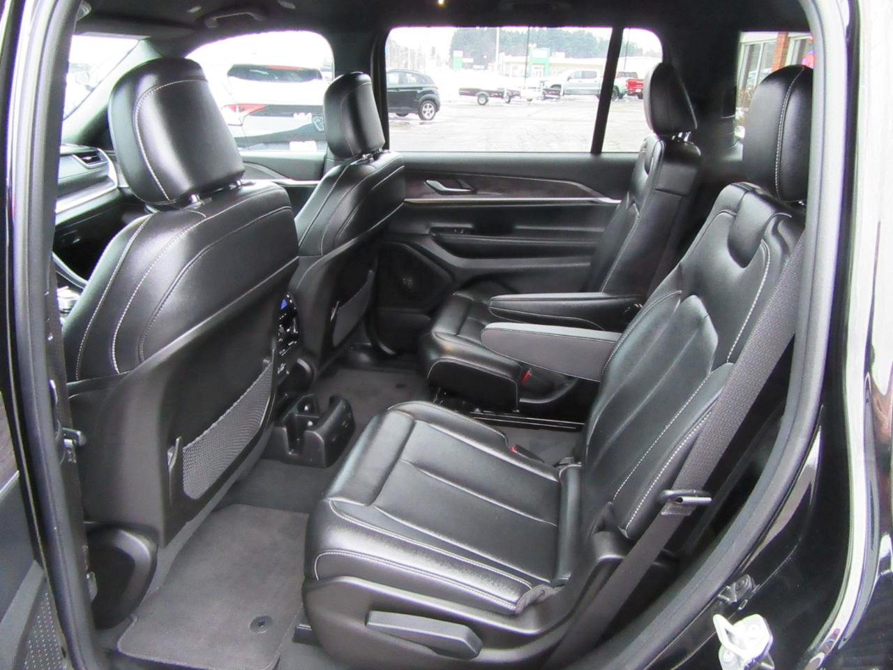 Jeep Grand Cherokee L Limited 4WD 2024