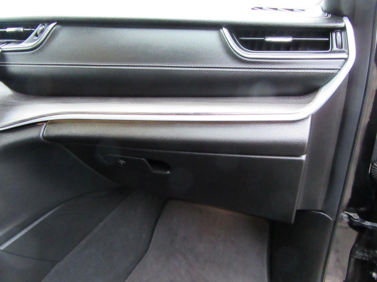 Jeep Grand Cherokee L Limited 4WD 2024