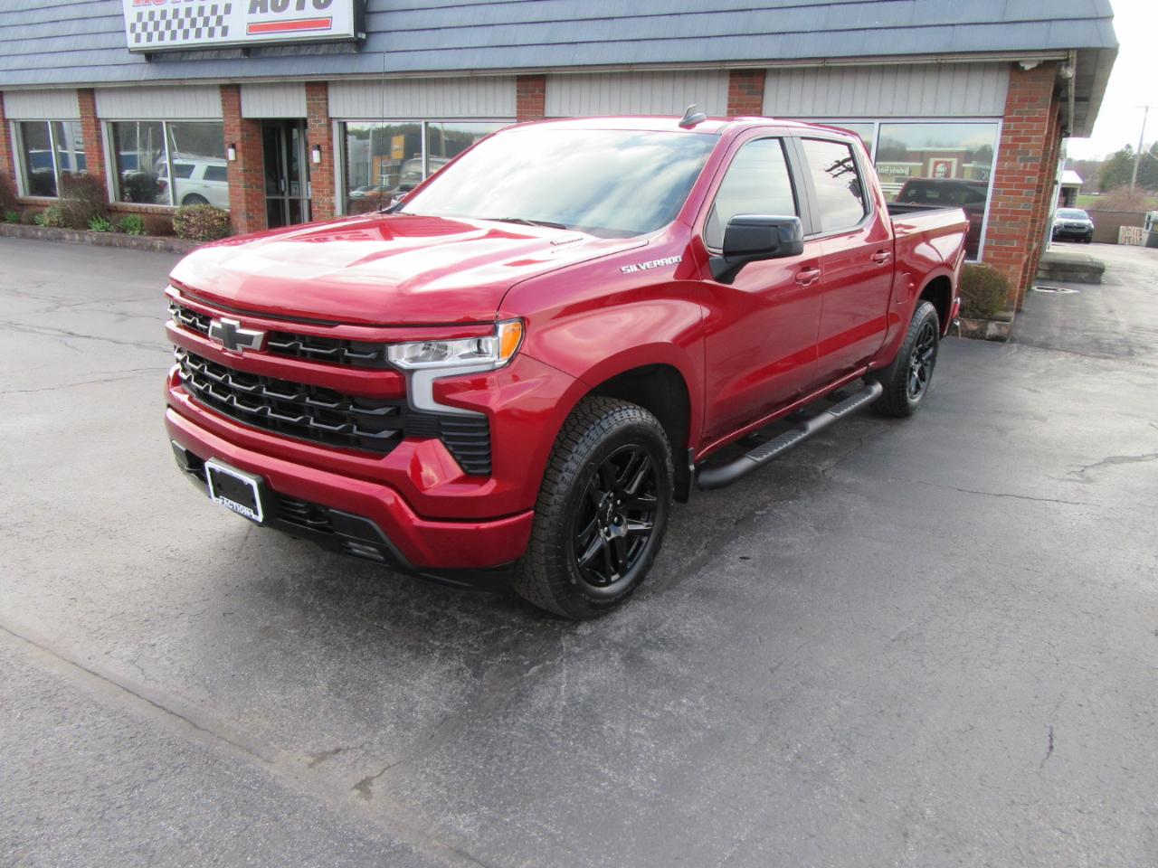 Chevrolet Silverado 1500 RST Select Package Crew Cab 4WD 2026