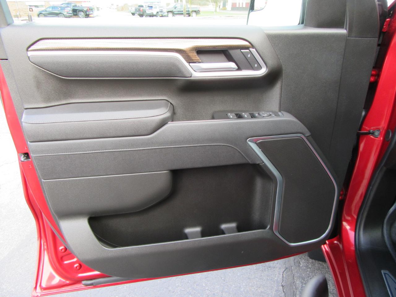 Chevrolet Silverado 1500 RST Select Package Crew Cab 4WD 2026