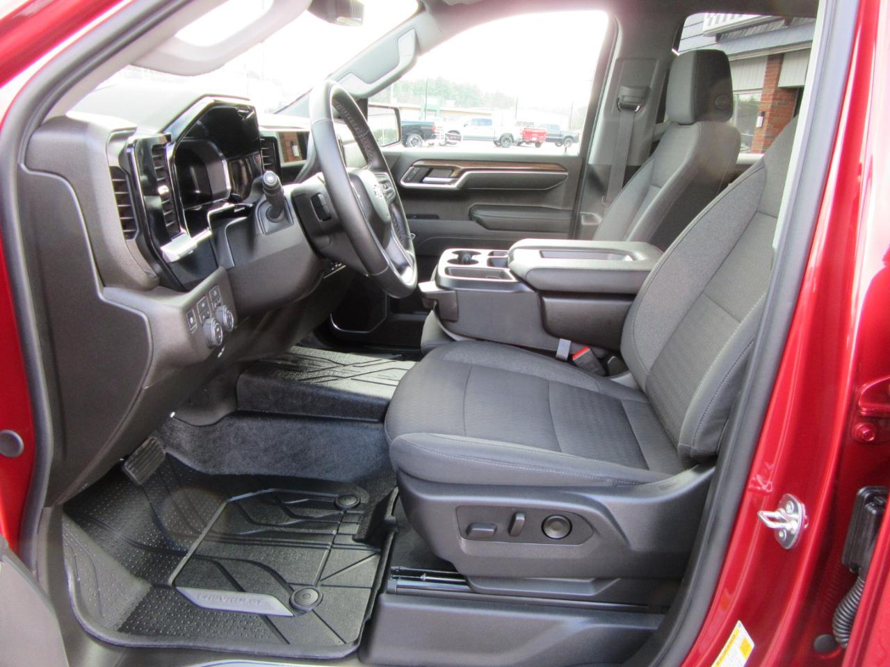 Chevrolet Silverado 1500 RST Select Package Crew Cab 4WD 2026
