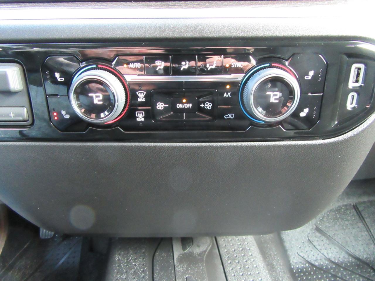Chevrolet Silverado 1500 RST Select Package Crew Cab 4WD 2026