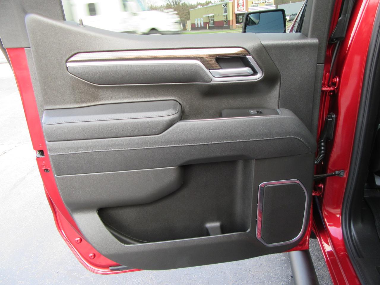 Chevrolet Silverado 1500 RST Select Package Crew Cab 4WD 2026