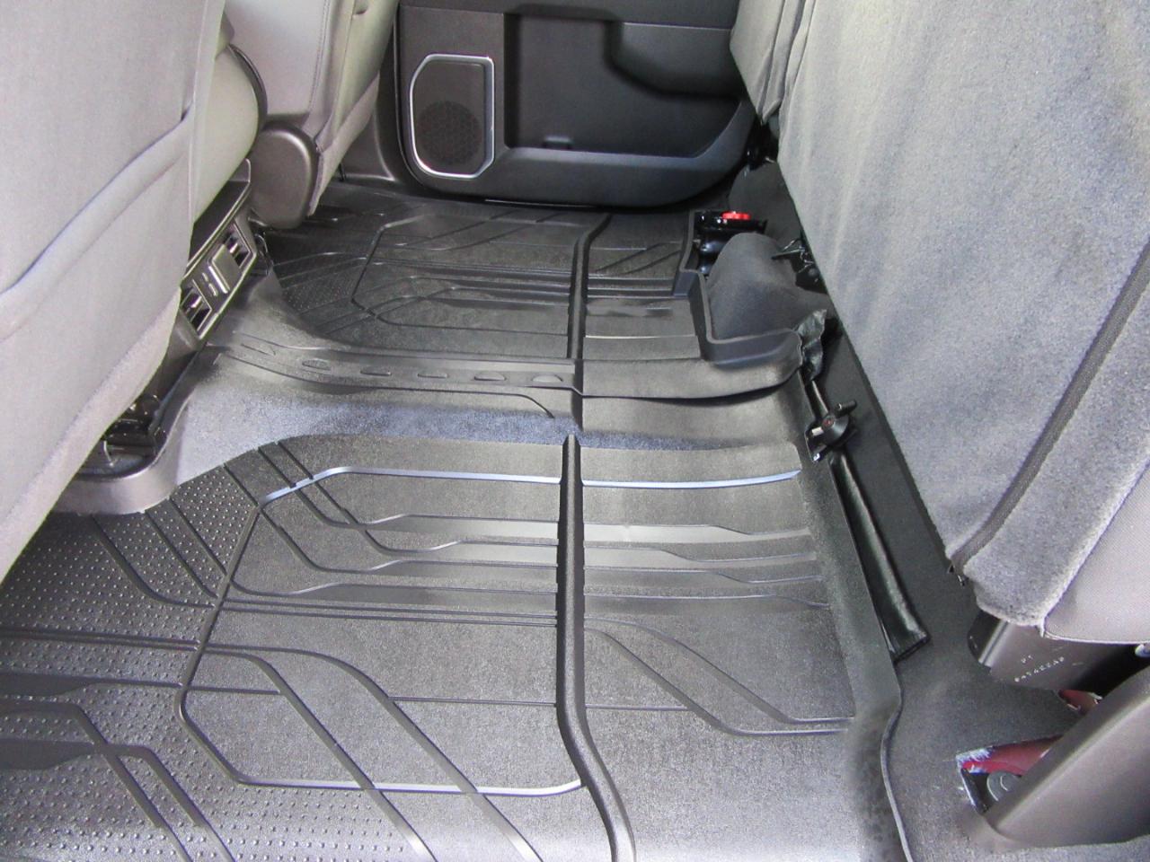 Chevrolet Silverado 1500 RST Select Package Crew Cab 4WD 2026