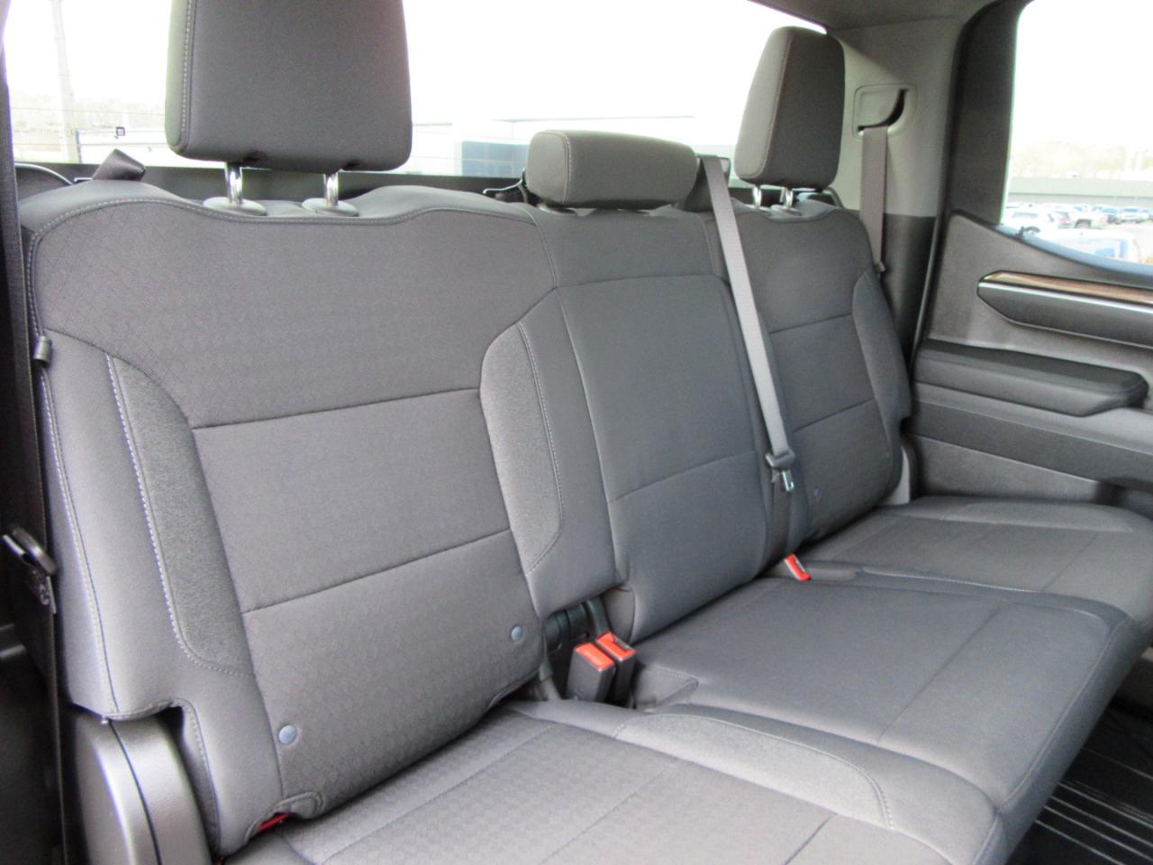 Chevrolet Silverado 1500 RST Select Package Crew Cab 4WD 2026