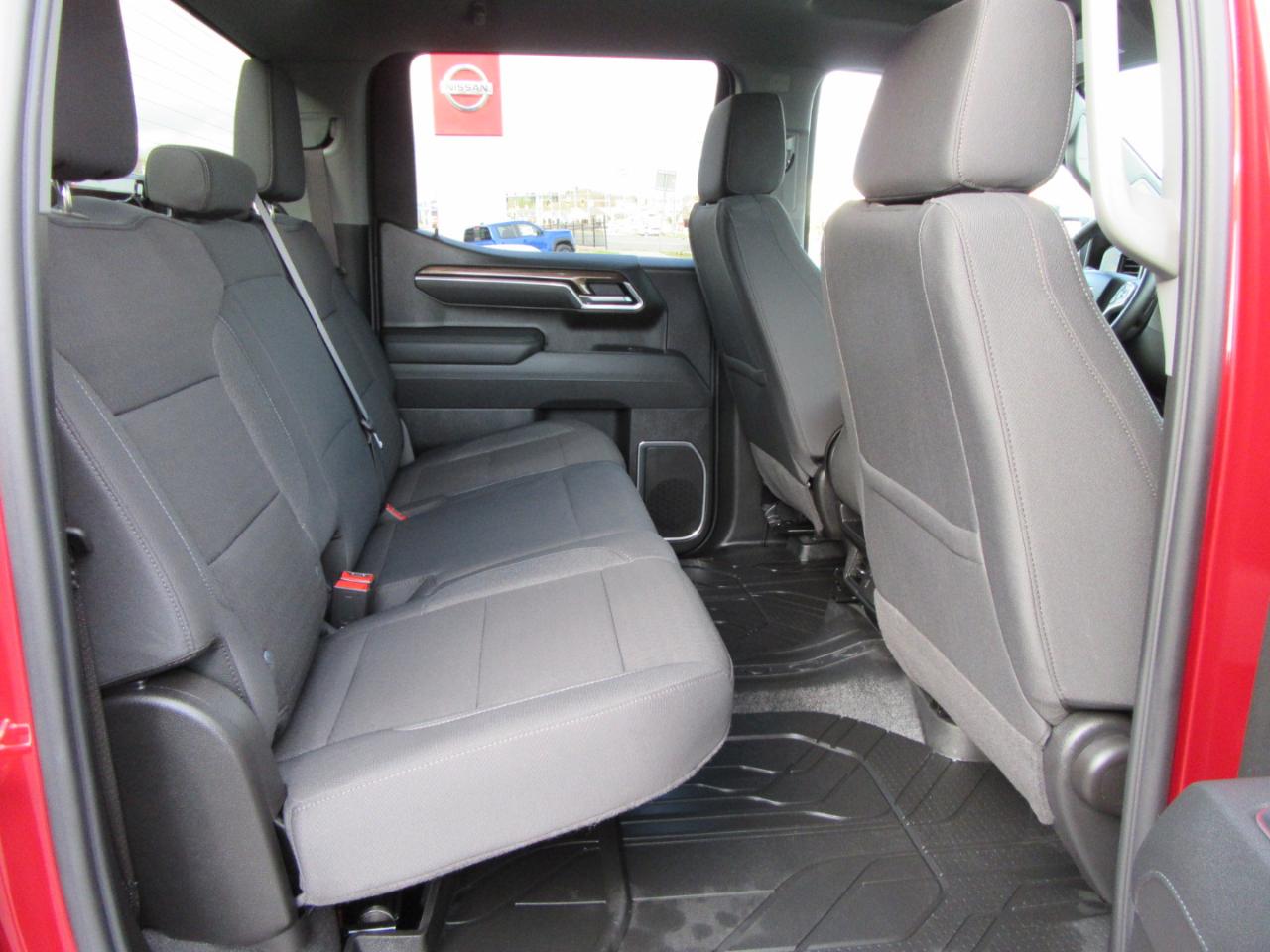Chevrolet Silverado 1500 RST Select Package Crew Cab 4WD 2026