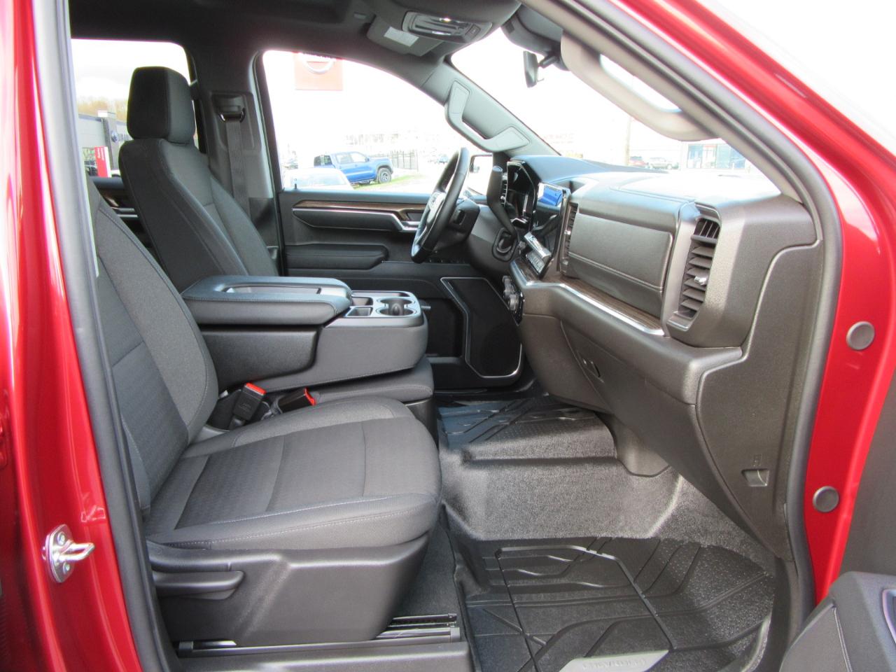Chevrolet Silverado 1500 RST Select Package Crew Cab 4WD 2026