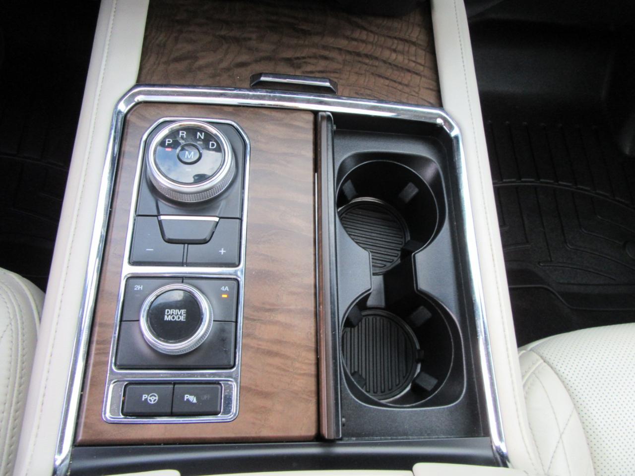 Ford Expedition Platinum 4WD 2019