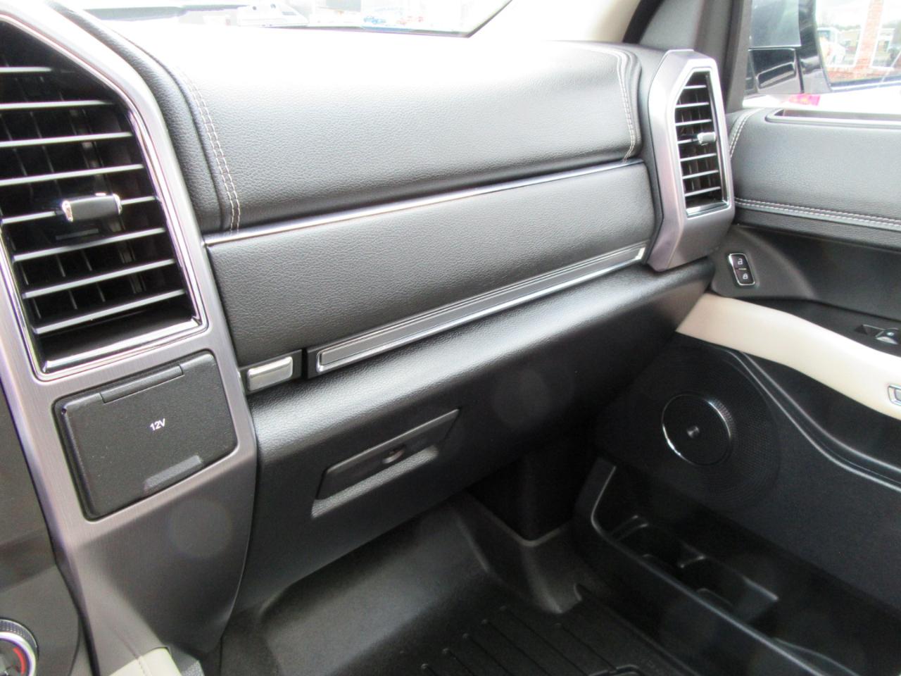 Ford Expedition Platinum 4WD 2019