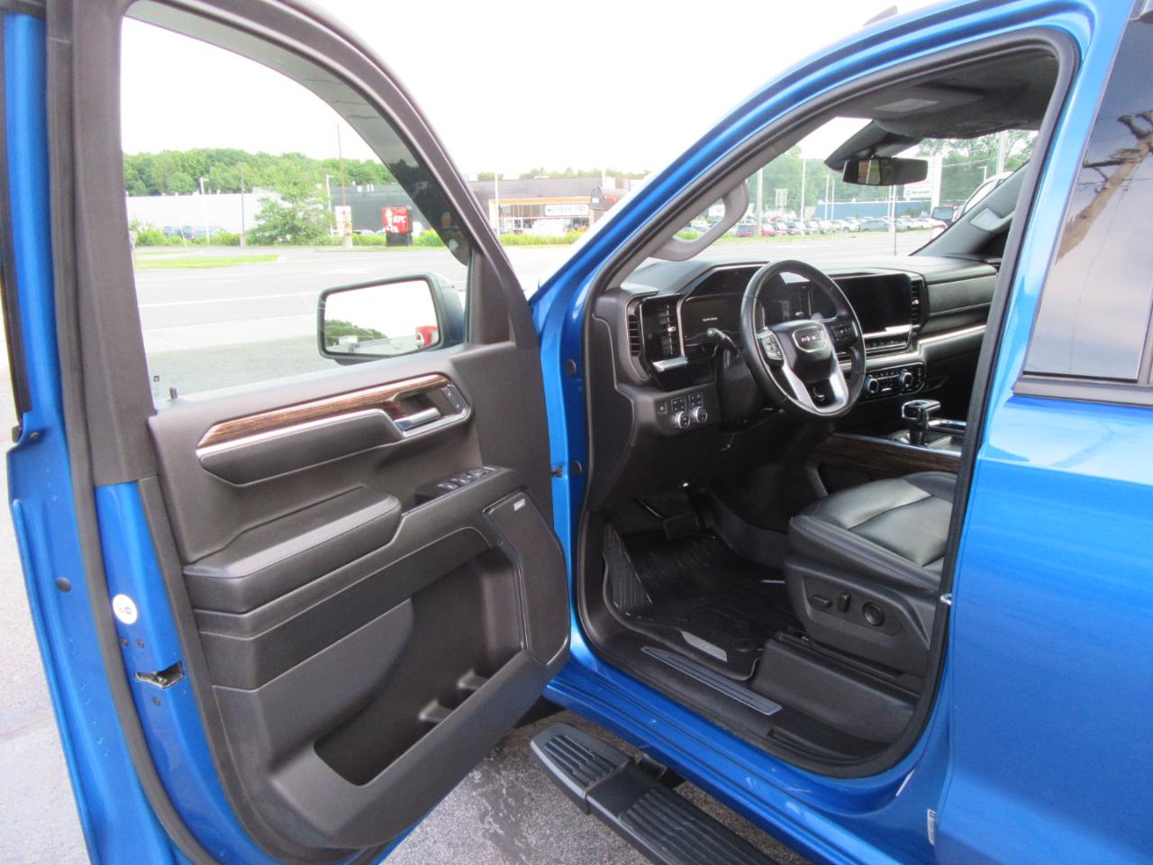 GMC Sierra 1500 Elevation Crew Cab 4WD 2024