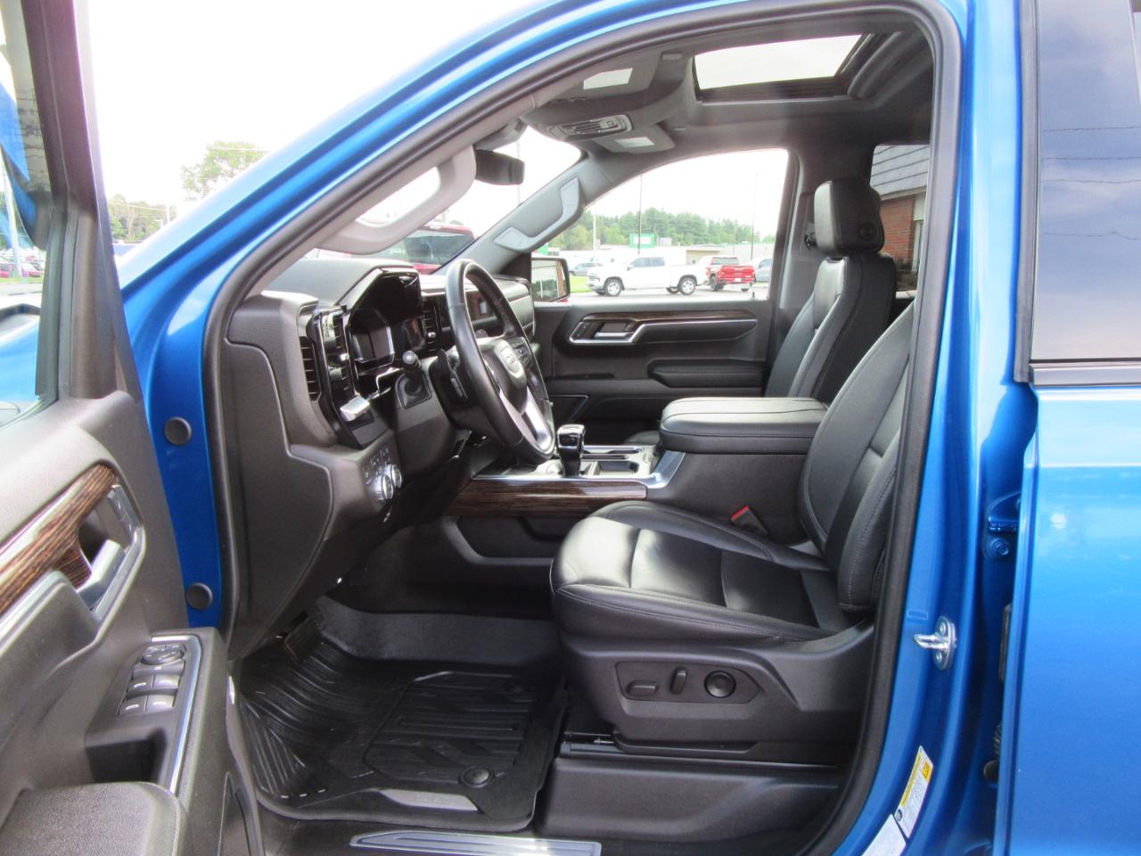 GMC Sierra 1500 Elevation Crew Cab 4WD 2024