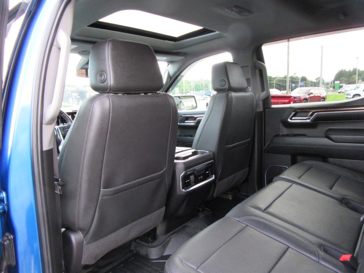 GMC Sierra 1500 Elevation Crew Cab 4WD 2024