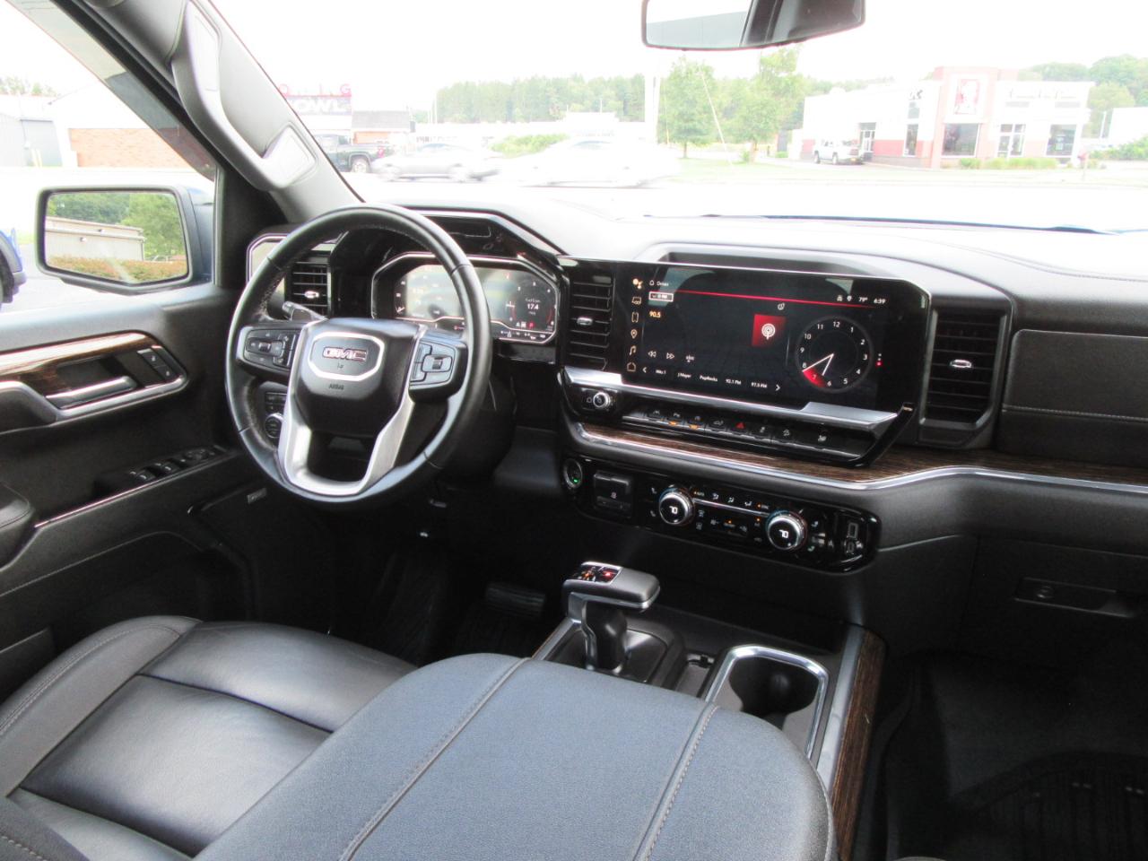 GMC Sierra 1500 Elevation Crew Cab 4WD 2024