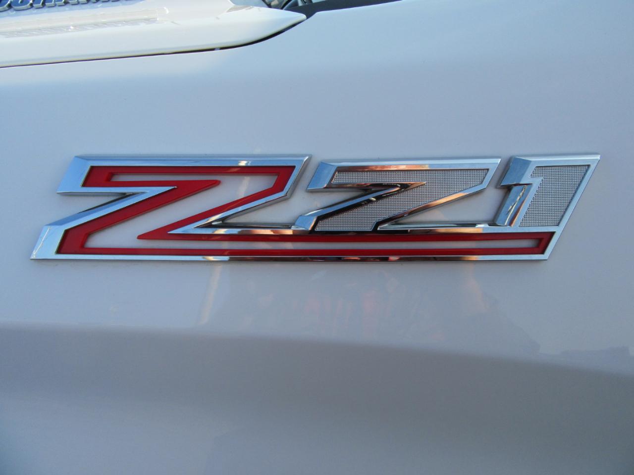 Chevrolet Silverado 1500 LTZ Crew Cab 4WD 2023
