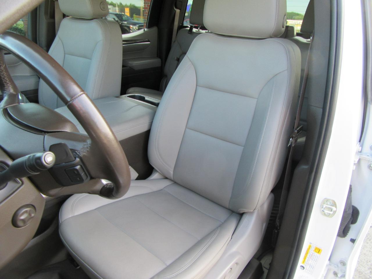Chevrolet Silverado 1500 LTZ Crew Cab 4WD 2023