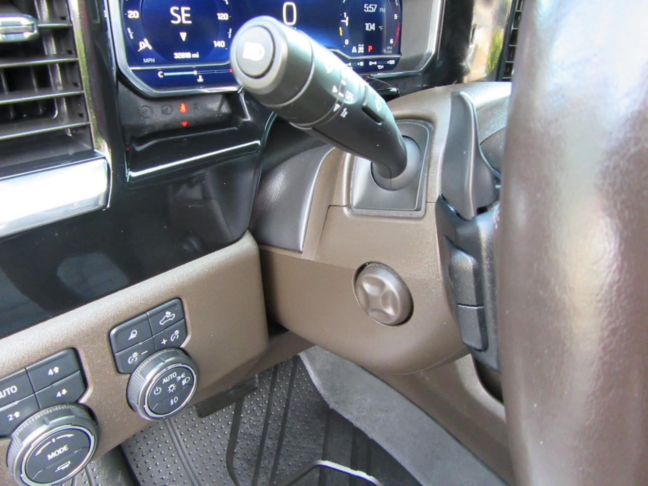 Chevrolet Silverado 1500 LTZ Crew Cab 4WD 2023