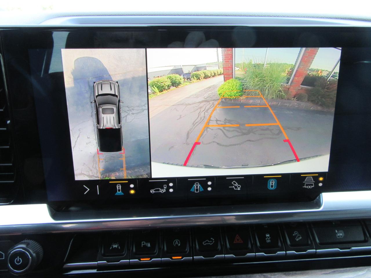Chevrolet Silverado 1500 LTZ Crew Cab 4WD 2023