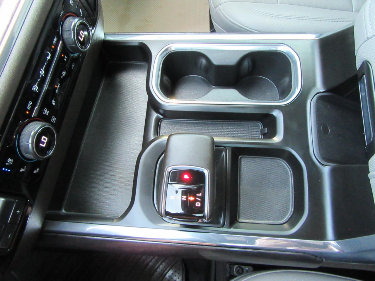 Chevrolet Silverado 1500 LTZ Crew Cab 4WD 2023